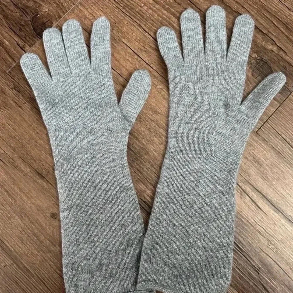 Arch 4 London 100% Cashmere Gloves‎